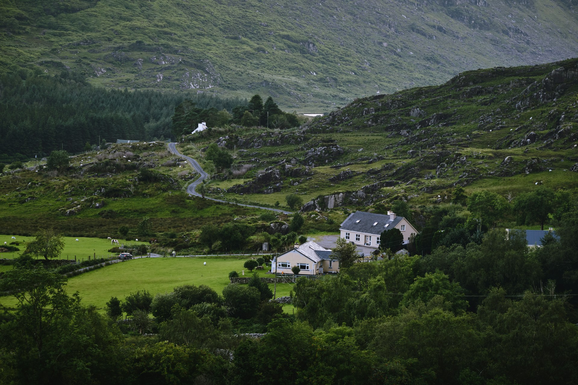 A ROMANTIC ESCAPE TO IRELAND