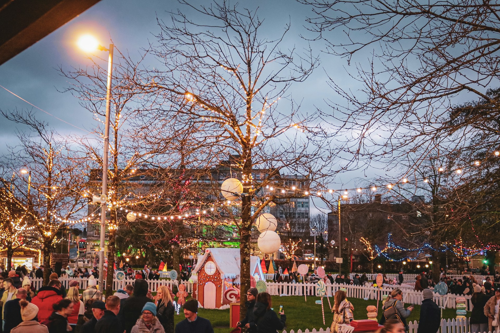 CELEBRATE THE YEAR-END IN IRELAND