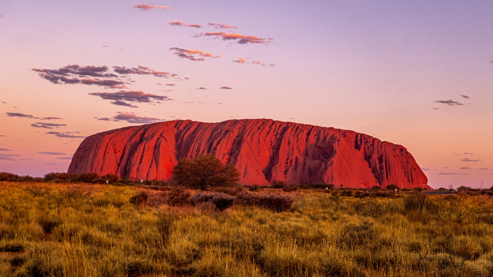 A CULTURAL AND NATURAL EXTRAVAGANZA IN AUSTRALIA
