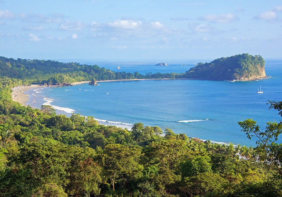 EXPLORE COSTA RICA’S LUSH RAINFORESTS