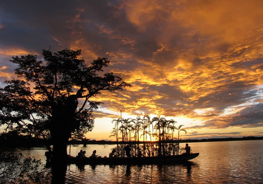 EXPLORE ECUADOR’S TRANSITIONAL SEASON