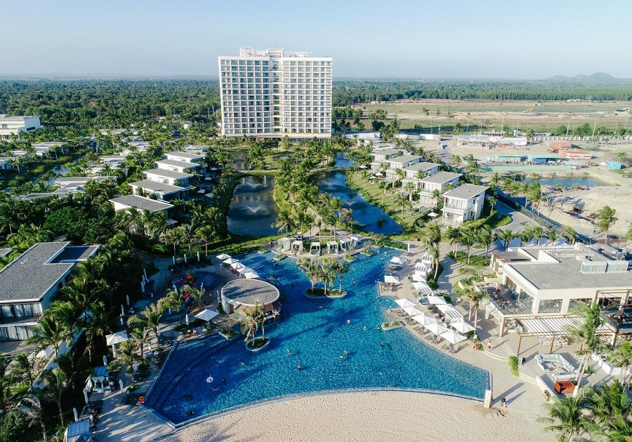 REVEL IN VIETNAM’S COOLING NORTH