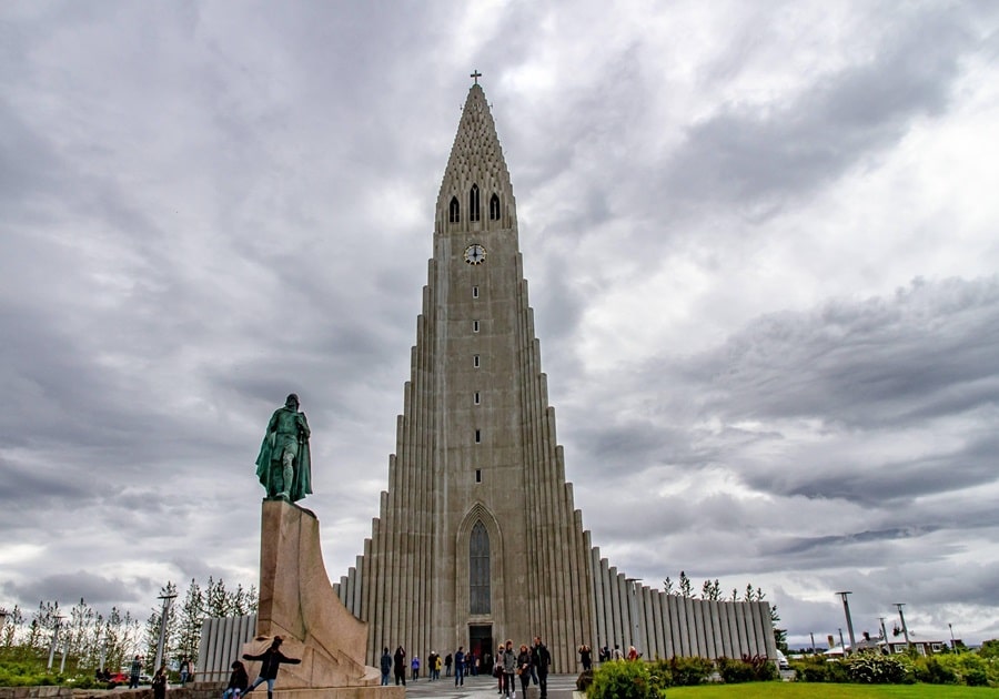 CAPTURE ICELAND’S AUTUMN COLORS