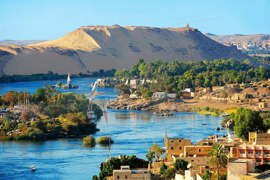 Explore Egypt's Natural Beauty