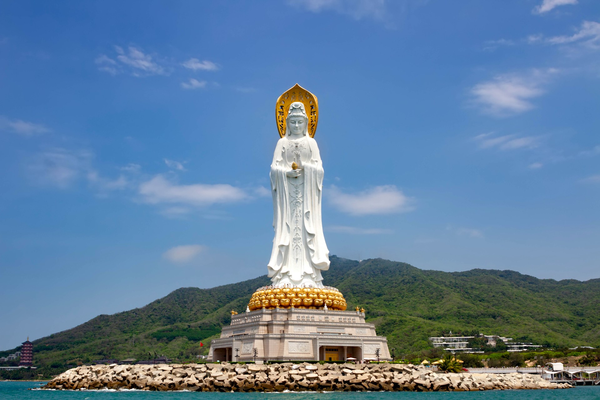 Sunlit Adventures and Cultural Gems
