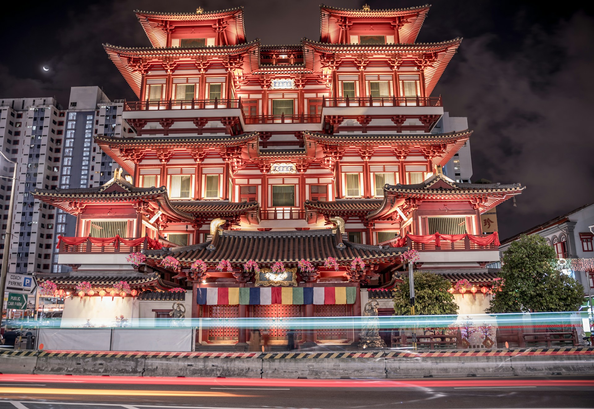Tropical Festivals and Urban Energy