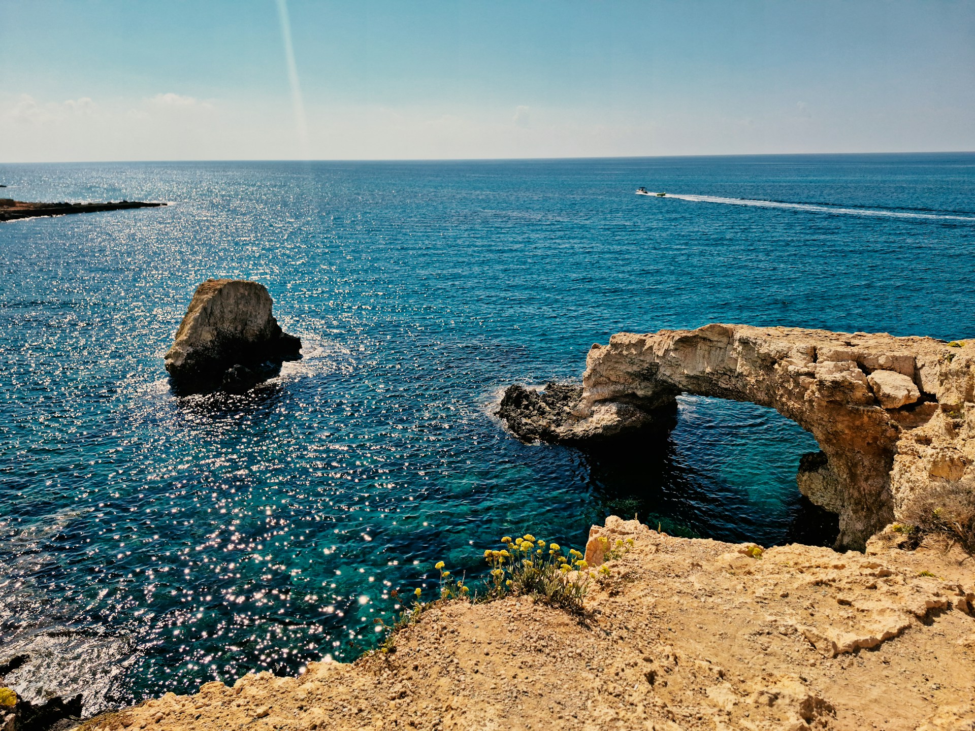 Crisp Breezes and Cultural Warmth