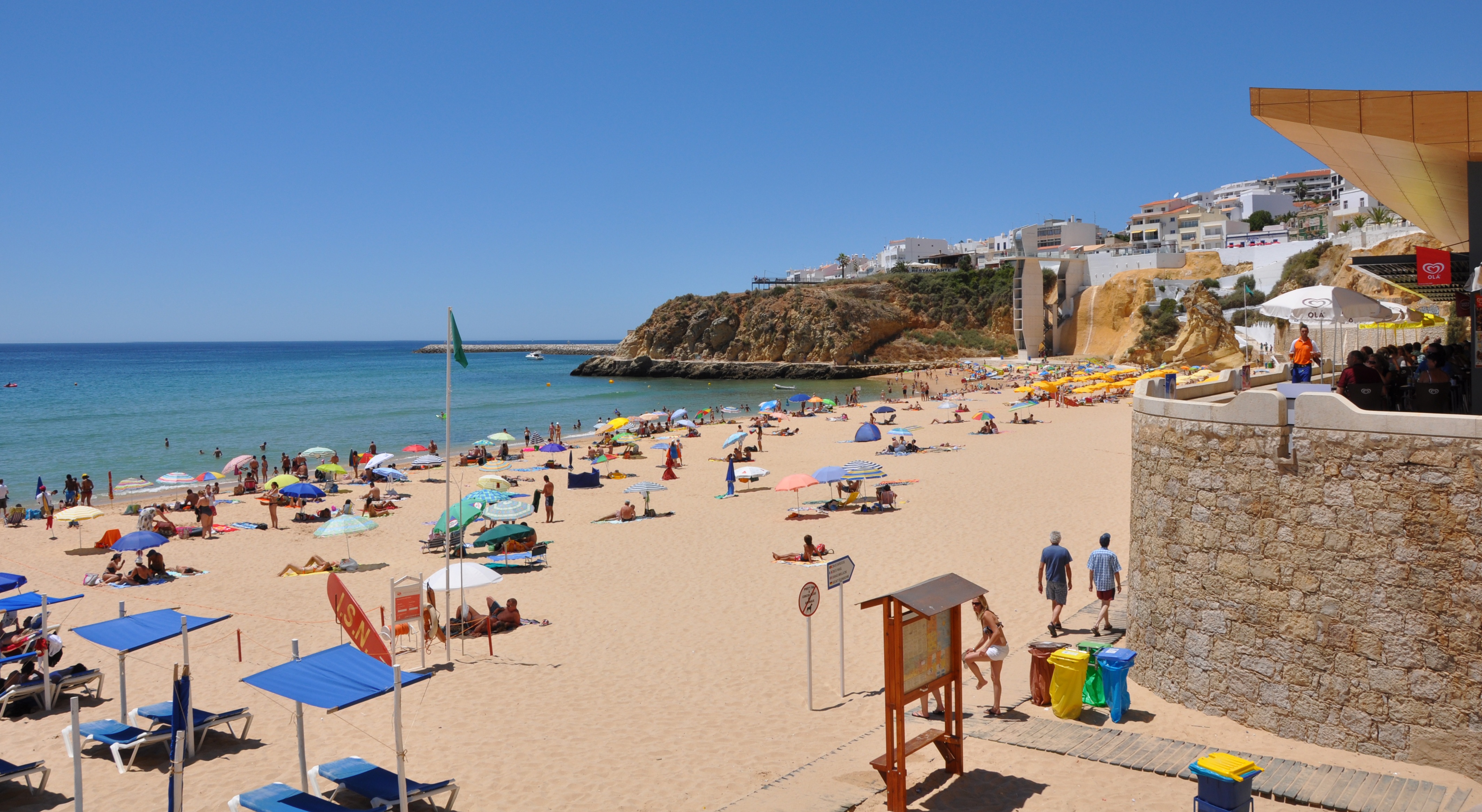 Praia dos Pescadores (Fishermen’s Beach)
