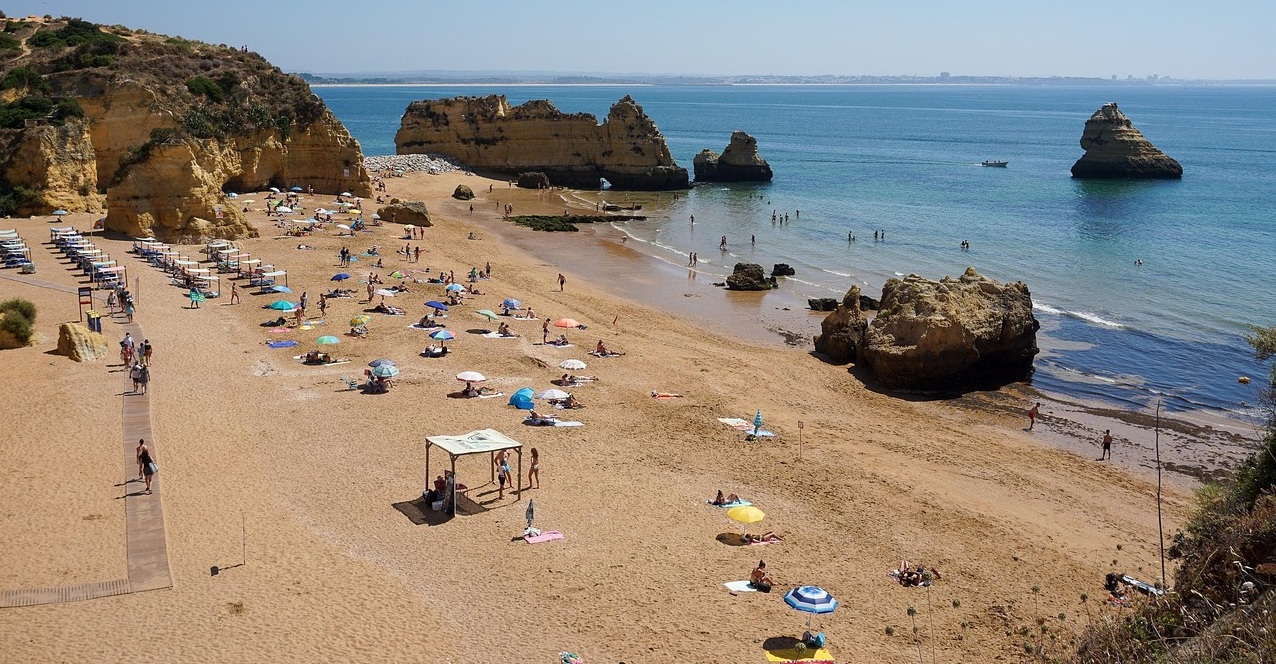 Praia Dona Ana