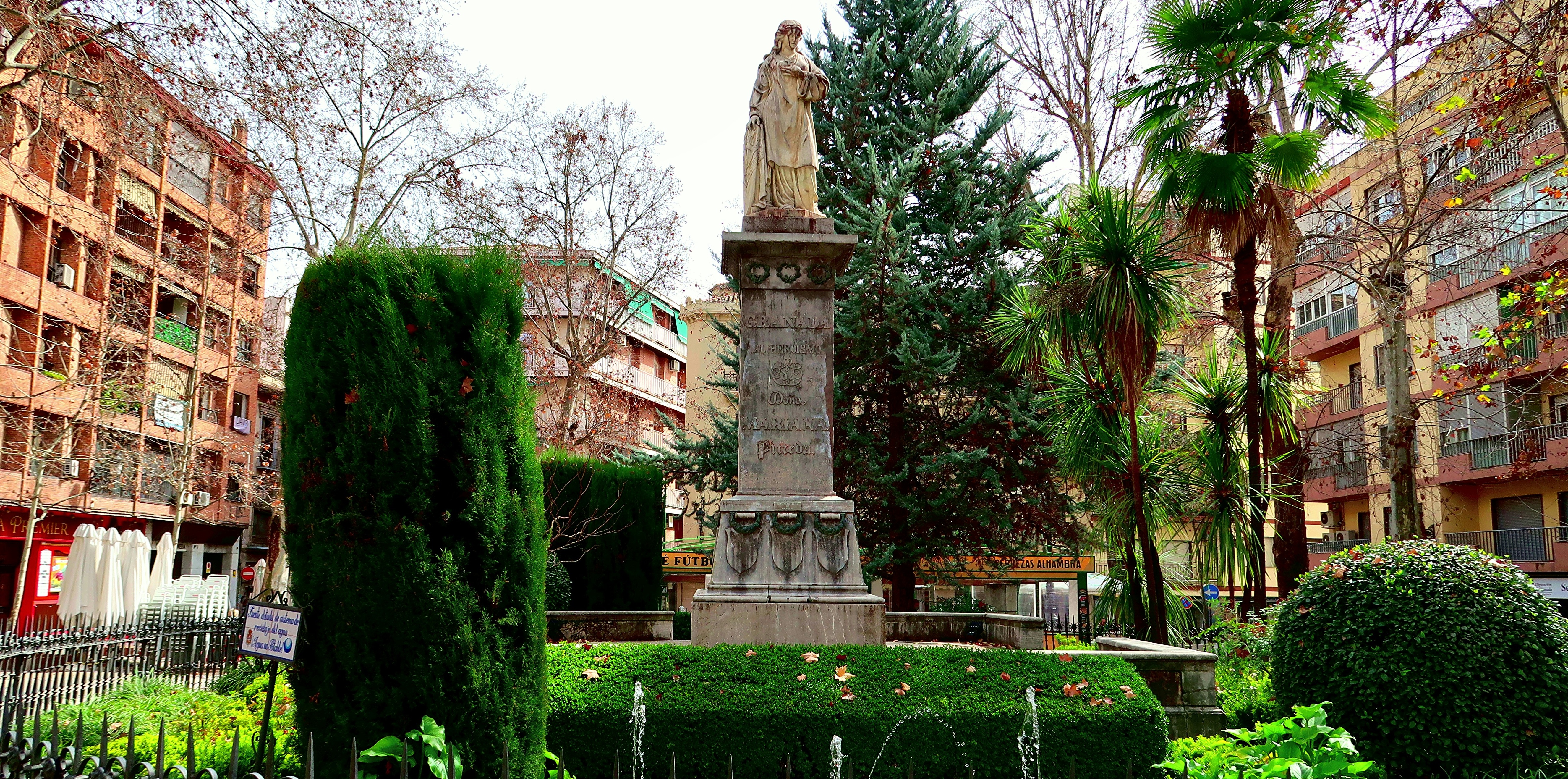 Plaza Mariana Pineda