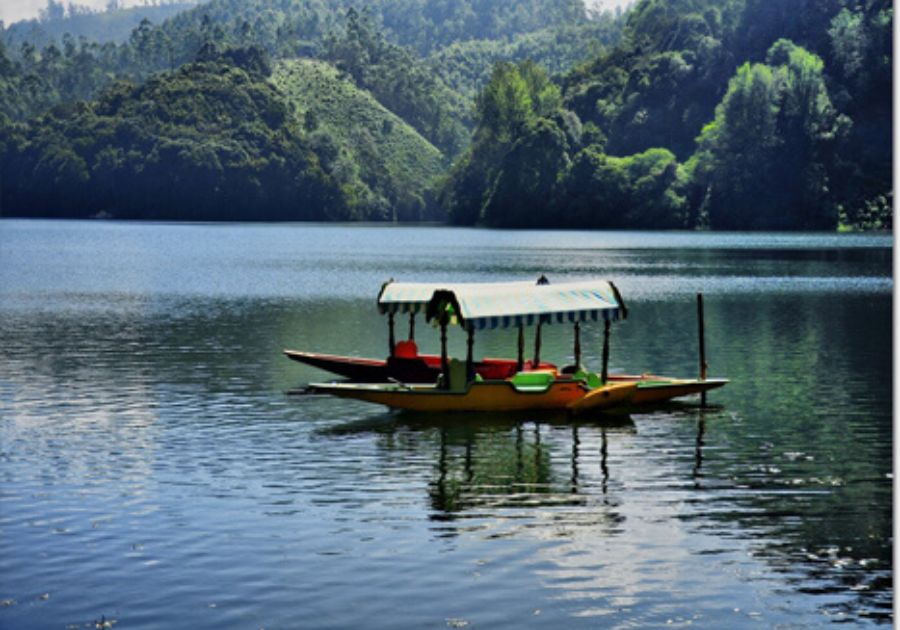 Explore Kundala Lake