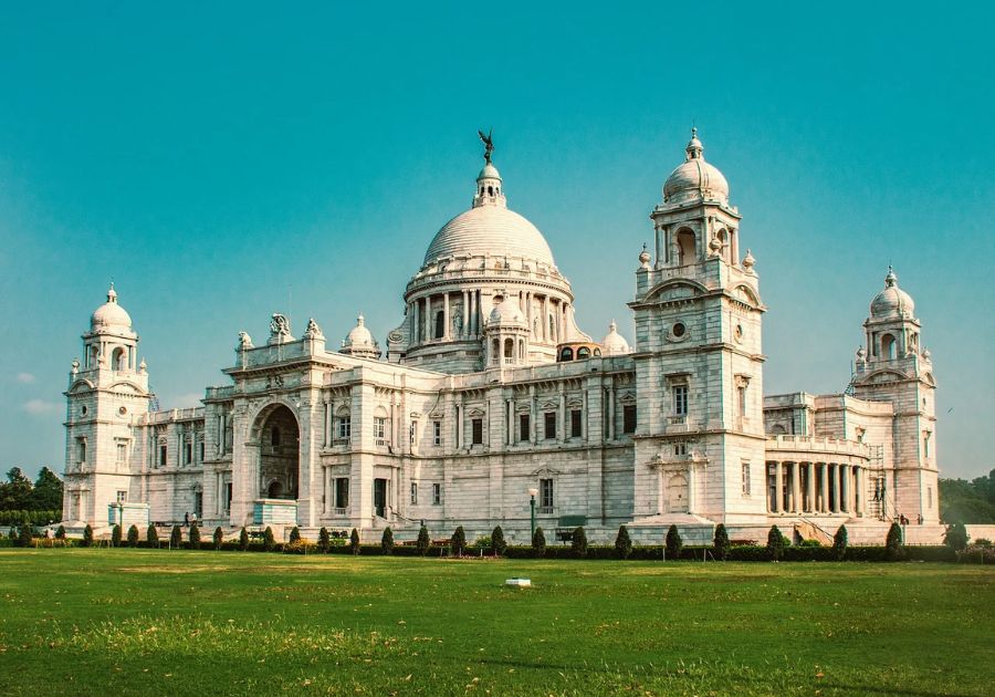 Explore Colonial Landmarks
