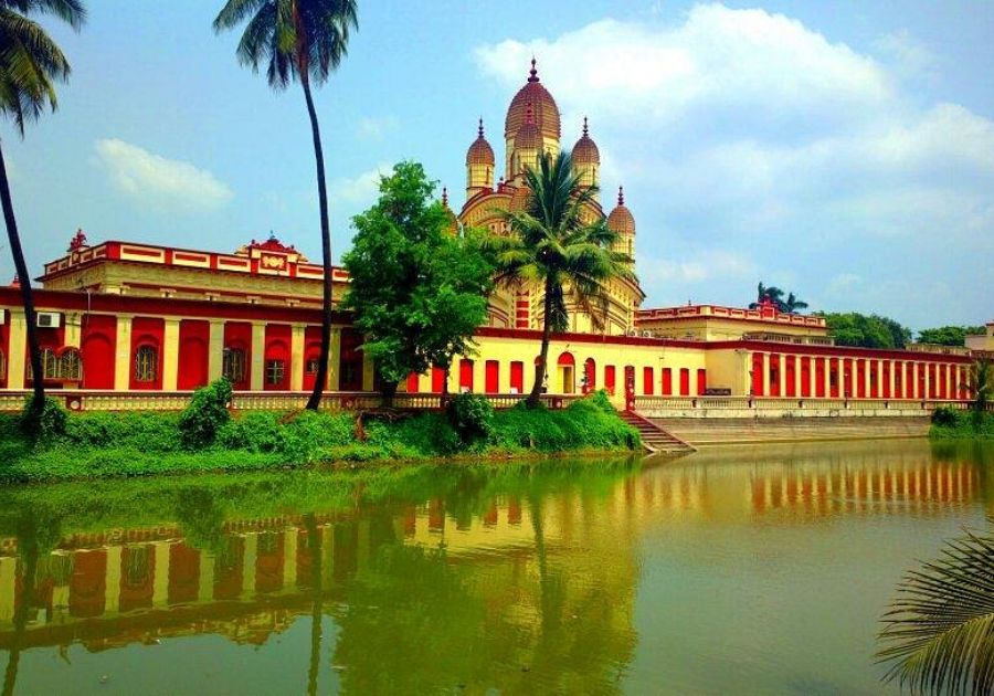 Experience the Spiritual Vibes of Dakshineswar & Kalighat Temples