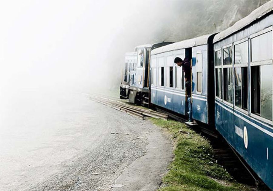 Take a Ride on the Darjeeling Himalayan Railway