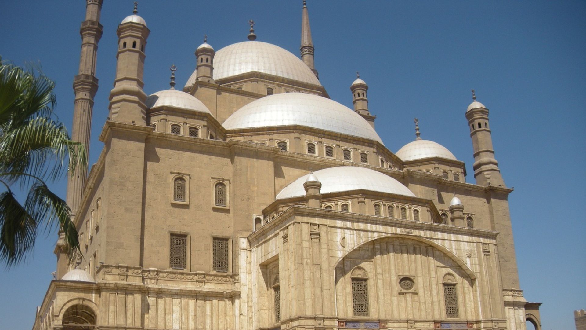 Exploring Cairo and Dahabiya